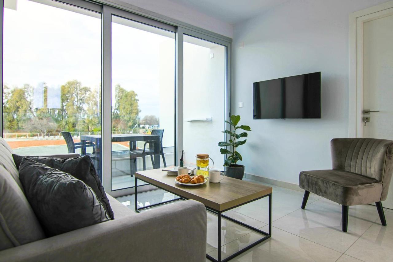 דירות Paphos Phaedrus Living - Seaside Executive Flat Harbour 208 מראה חיצוני תמונה